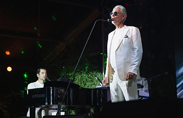 Celebrity-Tuscan